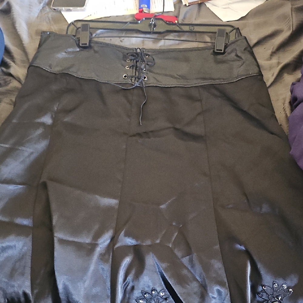 MOA USA Elegant Black Lace-Up Midi Skirt